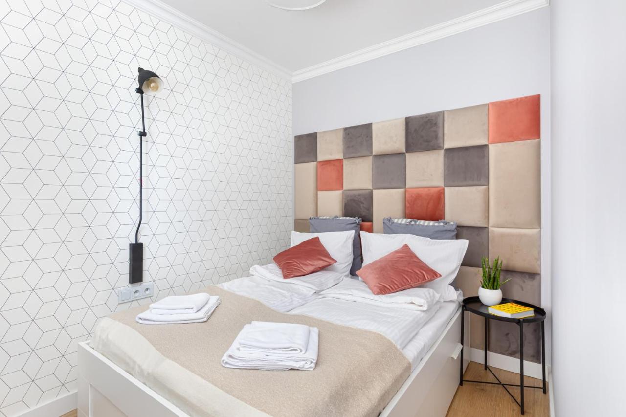Stylowy Apartament Z Pieknym Widokiem Na Miasto ワルシャワ エクステリア 写真