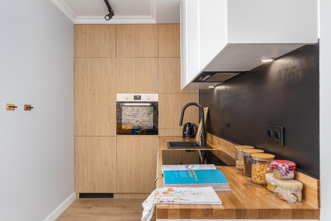 Stylowy Apartament Z Pieknym Widokiem Na Miasto ワルシャワ エクステリア 写真
