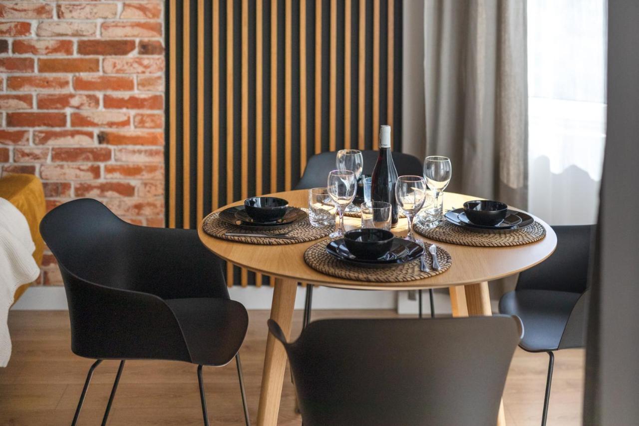 Stylowy Apartament Z Pieknym Widokiem Na Miasto ワルシャワ エクステリア 写真