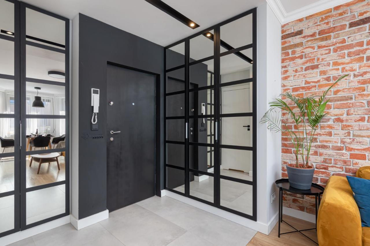 Stylowy Apartament Z Pieknym Widokiem Na Miasto ワルシャワ エクステリア 写真